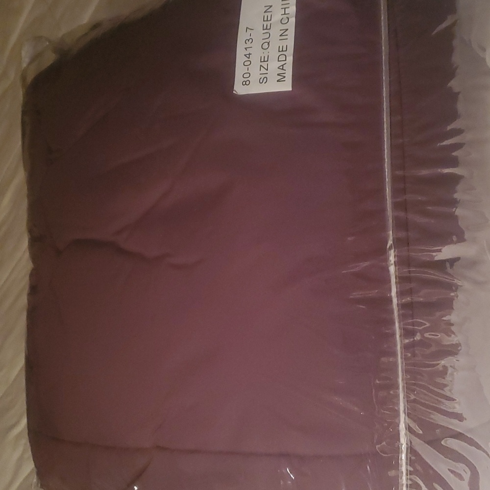 New Eggplant Purple Reversible Microfleece Queen Size Comforter